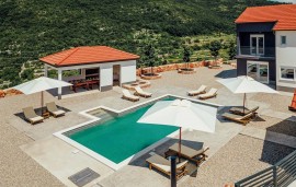 Casa vacanza per 10 persone con giardino, Croatia, Makarska Riviera