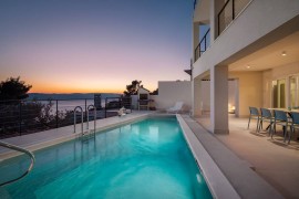 Villa Moderna Maris - con piscina riscaldata e vista mare, parcheggio privato, zona tranquilla, Croatia, Brella, Makarska Riviera