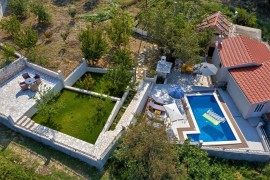 Villa Silencio mit Pool