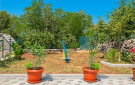 Casa vacanza per 8 persone con giardino