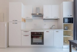 Accademia di Belle Arti -Moderno Apt. con balcone!, Italia, Bologna, Provincia di Bologna
