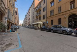 Accademia di Belle Arti -Moderno Apt. con balcone!, Italia, Bologna, Provincia di Bologna
