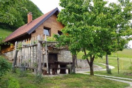 The Cabin At St. Donat's