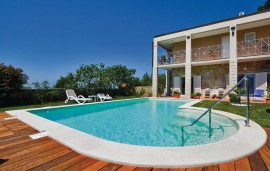 Appartamento vacanze per 5 persone con piscina