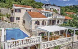 Casa vacanza per 16 persone con panorama, Croatia, Comune di Mattuglie, Abbazia Croazia