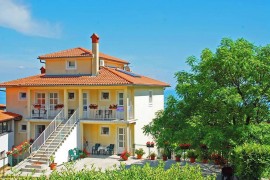 House with 7 apartments in a quiet location, with a beautiful view of the sea, Croatia, Icici, Abbazia Croazia