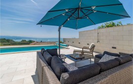 Casa vacanza per 9 persone con terrazza, Croatia, Comune di Mattuglie, Abbazia Croazia