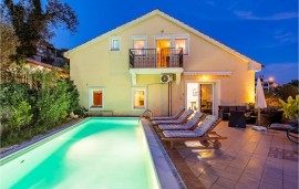 Casa vacanza per 8 persone con terrazza, Croatia, Comune di Mattuglie, Abbazia Croazia