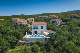 Villa Aqua si trova nel piccolo villaggio di Smrika, vicino all'isola di Krk., Croatia, Porto Re, Primorje-Gorski Kotar