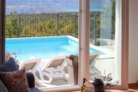 Villa Aqua si trova nel piccolo villaggio di Smrika, vicino all'isola di Krk., Croatia, Porto Re, Primorje-Gorski Kotar