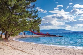 Godetevi questo invitante e affascinante appartamento per vacanze con vista sul mare., Croatia, Porto Re, Primorje-Gorski Kotar