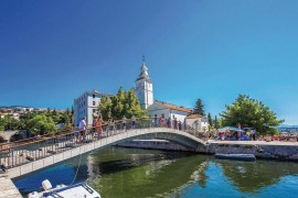 Godetevi questo invitante e affascinante appartamento per vacanze con vista sul mare., Croatia, Porto Re, Primorje-Gorski Kotar