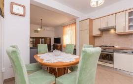 Casa vacanza per 8 persone con terrazza, Croatia, Novaglia, Pag