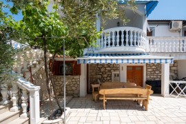 Appartamento vacanze per 4 persone con terrazza, Croatia, Pogliana Croazia, Pag