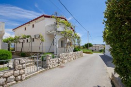 Apartments Slobodanka, Croatia, Loparo, Rab