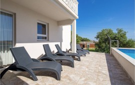 Casa vacanza per 6 persone con terrazza, Croatia, Banjol, Rab