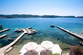 Appartamento con vista mare e aria condizionata ea 10 metri dalla spiaggia, Croatia, Loparo, Rab