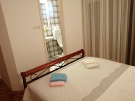 Appartamento vacanze per 4 persone con terrazza, Croatia, Banjol, Rab