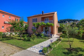 Apartment Zdravka, Croatia, Banjol, Rab