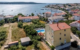 Appartamento vacanze per 4 persone con terrazza, Croatia, Barbat na Rabu, Rab