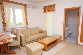 Appartamento vacanze per 4 persone con terrazza, Croatia, Banjol, Rab