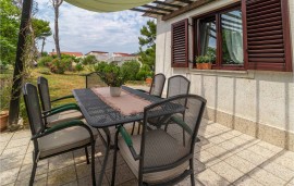 Casa vacanza per 5 persone con terrazza, Croatia, Banjol, Rab