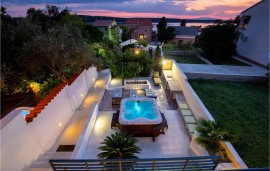 Casa vacanza per 8 persone con terrazza, Croatia, Barbat na Rabu, Rab