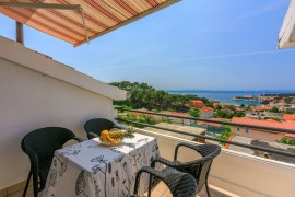 Apartment Iva, Croatia, Banjol, Rab