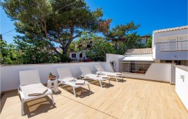 Casa vacanza per 6 persone con terrazza, Croatia, Loparo, Rab