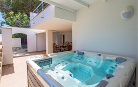 Casa vacanza per 6 persone con terrazza, Croatia, Loparo, Rab