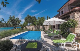 Casa vacanza per 14 persone con terrazza, Croatia, Kampor, Rab