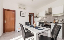 Appartamento vacanze per 5 persone con terrazza, Croatia, Kampor, Rab