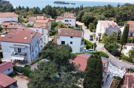 Villa Ivona with heated pool in Rovinj