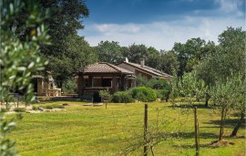 Casa vacanza per 8 persone con giardino