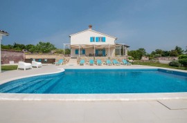 Villa Tanga near Rovinj for 8 persons with pool