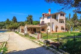 Monolocale per 3 persone con balcone/terrazza