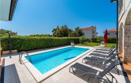 Casa vacanza per 10 persone con terrazza, Croatia, Ugljan Città, Ugliano