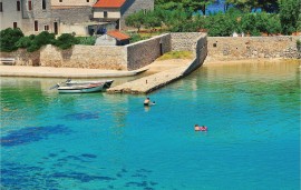 Appartamento vacanze per 4 persone con giardino, Croatia, Ugljan Città, Ugliano