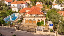 Ferienhaus in Ugljan mit Terrasse, Klimaanlage, W-Lan, Waschmaschine (4679-2), Croatia, Ugljan Città, Ugliano