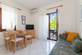 Appartamento vacanze per 2 persone con terrazza, Croatia, Ugljan Città, Ugliano