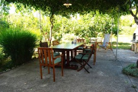 Casa indipendente con giardino privato e barbecue - animali ammessi,, Croatia, Sutomiscica, Ugliano