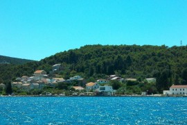 Casa indipendente con giardino privato e barbecue - animali ammessi,, Croatia, Sutomiscica, Ugliano