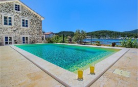 Casa vacanza per 10 persone, Croatia, Sutomiscica, Ugliano