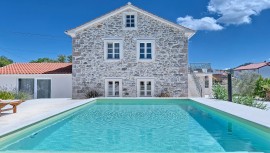 Villa Blue Bay - villa fronte mare con piscina per 10 persone sull'isola di Ugljan, Croatia, Sutomiscica, Ugliano