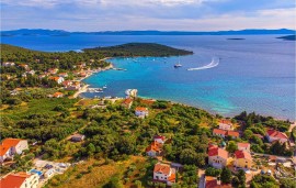 Casa vacanza per 10 persone, Croatia, Ugljan Città, Ugliano