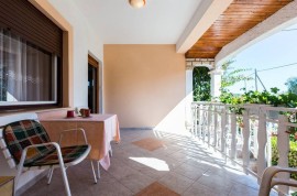 Appartamento vacanze per 5 persone con terrazza, Croatia, Calli Croazia, Ugliano