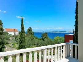 Beachfront Villa Mediterranea with pool, Croatia, Calli Croazia, Ugliano