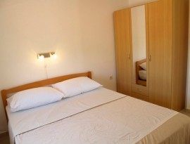 Appartamento vacanze per 8 persone con terrazza, Croatia, Poljana, Ugliano