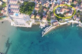 Appartamento vacanze per 8 persone con terrazza, Croatia, Poljana, Ugliano