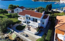 Casa vacanza per 8 persone con terrazza, Croatia, Poljana, Ugliano